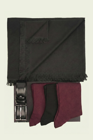 Cutie Cadou Bărbați Eșarfă din Cașmir, Curea din Piele Naturală și Șosete 6AM5026