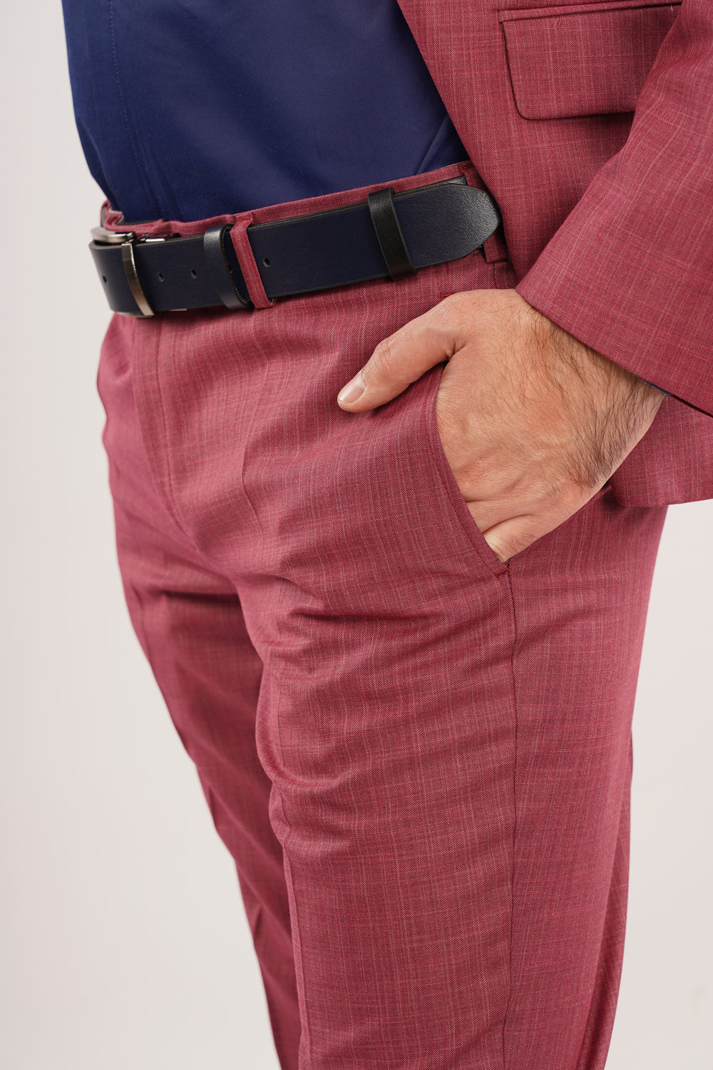 Costum Bărbați Roz din Lână