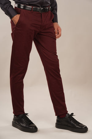 Pantaloni Bărbați Chinos Vișinii din Bumbac Comfort Fit 6AM